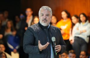 Expresidentes defienden proceso electoral tras resultados en parlamentarias