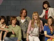 Airbnb lanza experiencia en la casa de ‘Hannah Montana’ en Malibú por su aniversario 20