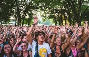 Charli XCX, Tate McRae y The Smashing Pumpkins encabezarán Lollapalooza Chicago 2026