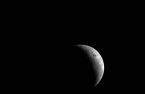La Nasa demuestra que se podría respirar en la Luna: experimento liberaría oxígeno del polvo y del suelo
