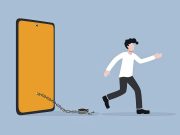 ¿Adicto a redes sociales? Las señales que deben alertarlo de que tiene un problema y las rutas para recuperar el control de su vida, según expertos