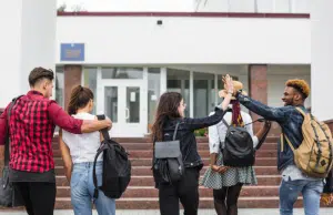 Gobernación de Cundinamarca abrió 2.000 cupos universitarios para estudiar gratis: costean hasta el pasaje