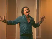 Carlos Vives habla de su próximo álbum y de la gira más grande de su carrera: ‘Este será mi discurso de aquí a que me muera’