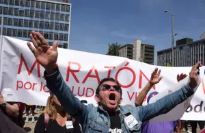 Pacientes Colombia convoca protesta nacional tras la muerte de Kevin, niño con hemofilia que falleció por no recibir atención médica oportuna