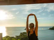 Costa Rica impulsa el turismo de bienestar con experiencias en la naturaleza y prácticas ancestrales, con Colombia como mercado clave