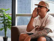 “Mi mamá creyó en mí antes que yo”: Valles-T habla de Ellas, su nuevo EP