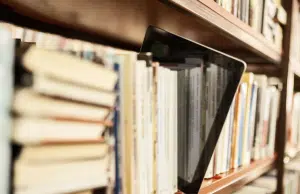 ¿Los libros digitales ya superan a los físicos en ventas? Informe revela su crecimiento en Colombia y los géneros que dominan el mercado