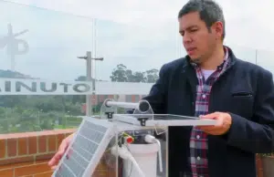 Investigador colombiano desarrolla purificador solar portátil para llevar agua potable a comunidades vulnerables