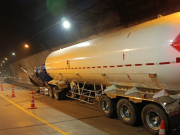 Vía al Llano: cierre total del túnel Renacer por siniestro vial