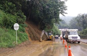 Avanzan trabajos de reapertura en la Medellín-Bogotá, pero sigue cerrada