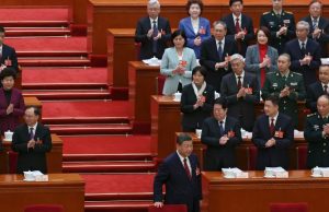 China fija meta de crecimiento en 4.5%, la más baja en tres décadas