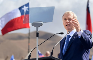 Presidente chileno Kast frena la regularización masiva de migrantes