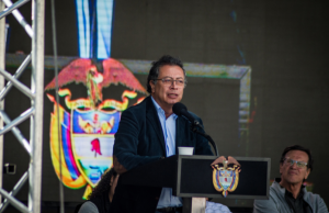 Petro anuncia viaja a EE.UU. por el funeral de Jesse Jackson
