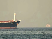 Tensión en el estrecho de Ormuz: Irán ataca dos buques
