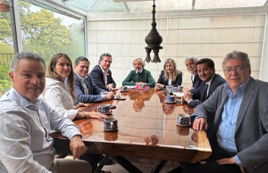 Paloma Valencia se reunió con sus coequiperos de consulta