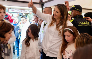 Paloma Valencia se dirige a Colombia tras alta votación de 2.8 millones