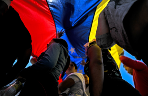 Venezolanos se tomaron las calles por “salarios de hambre”