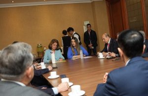 Cinco exministros de Defensa y 32 generales en retiro apoyan a Paloma Valencia