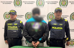 Capturado hombre tras agredir a su pareja en apartamento en Fontibón