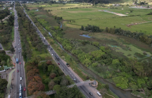 Alerta por retraso en firma de acta de proyecto Autopista Norte