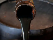 Barril de petróleo a más de USD 81 por guerra en Oriente Medio