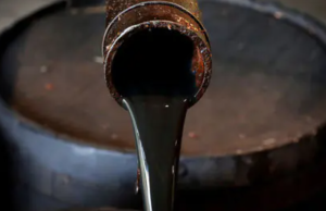 Barril de petróleo a más de USD 81 por guerra en Oriente Medio