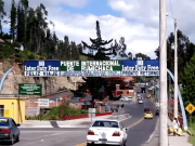 Anuncian la toma del Puente de Rumichaca, frontera con Ecuador