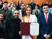 Condecoran a creadora de ‘Vos Podés’ por empoderamiento femenino