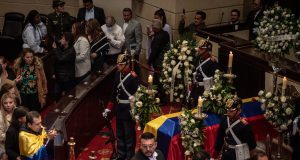 Colombia se desploma en índice mundial de la democracia por violencia política