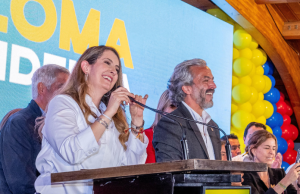 La U, primer partido en aterrizar oficialmente en candidatura de Valencia
