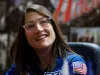 Cristina Koch, astronauta de la misión Artemis II, muestra los efectos que la microgravedad tiene en el cuerpo tras volver de la Luna