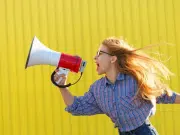 La voz también se enferma: expertos advierten que el estrés puede alterar la salud vocal