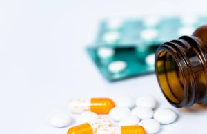 ‘No es un hecho aislado’: Gremios farmacéuticos alertan por error en administración de medicamentos y piden reforzar la seguridad del paciente