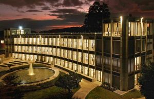Escuela Colombiana de Ingeniería lanza la Cátedra Luis Carlos Sarmiento: diálogos de alto nivel sobre las principales problemáticas del país