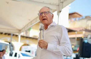 Ministro de Salud revela porqué no han liquidado EPS: ‘Solamente 2 EPS llenan los requisitos para estar recibiendo dineros del Estado’
