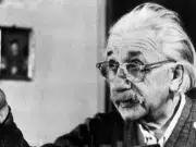 Científicos avanzan hacia la ‘teoría del todo’ de Einstein y logran ‘ver’ un átomo en dos lugares distintos