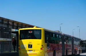 Alerta en TransMilenio: joven que habría sido escopolaminada fue encontrada en bus cerca a la estación Los Héroes en Bogotá