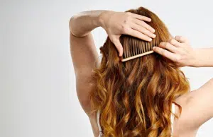 Cómo recuperar el cabello tras la exposición al sol: recomendaciones para restaurar su equilibrio