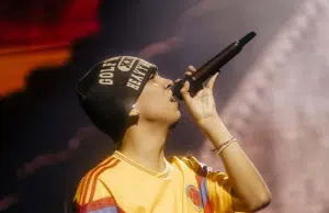 Milo J presentó ‘La vida era más corta’ en el Movistar Arena: del trap a las raíces del folclore argentino
