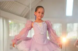 Cuidado capilar infantil y autoestima: cómo las rutinas diarias influyen en la confianza desde la infancia