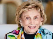 Fallece Edith Eger, superviviente del Holocausto y autora de ‘La bailarina de Auschwitz’