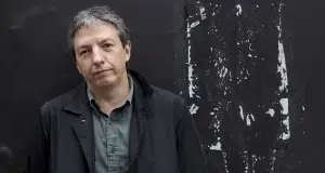‘El ejército ciego’ una novela con otro punto de vista