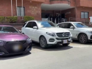 Autoridades recuperan carros de alta gama en Barrios Unidos