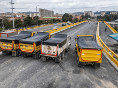 Avanzan pruebas de carga en el puente de la calle 153 con Autopista Norte