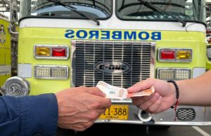 Estafan a nombre de bomberos