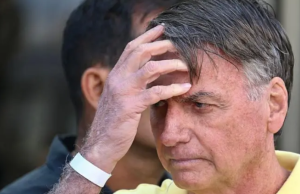 Congreso brasileño discute ley que reduciría pena de Bolsonaro