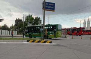 Distrito evalúa medidas para descongestionar operación del Portal 80