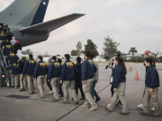Gobierno de Kast deporta a 19 colombianos en primer vuelo