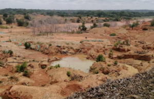 Ejército reporta 20 operativos contra minería ilegal en finca Mandinga