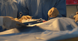 La historia de una cirugía inédita en Colombia que le salvó la vida a una niña de 13 años